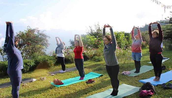 ताड़ासन करने का तरीका - How To Do Tadasana  (Mountain Pose) in Hindi