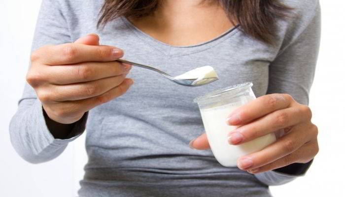 योगर्ट और कर्ड के बीच अंतर - What is Difference Between Curd And Yogurt in Hindi