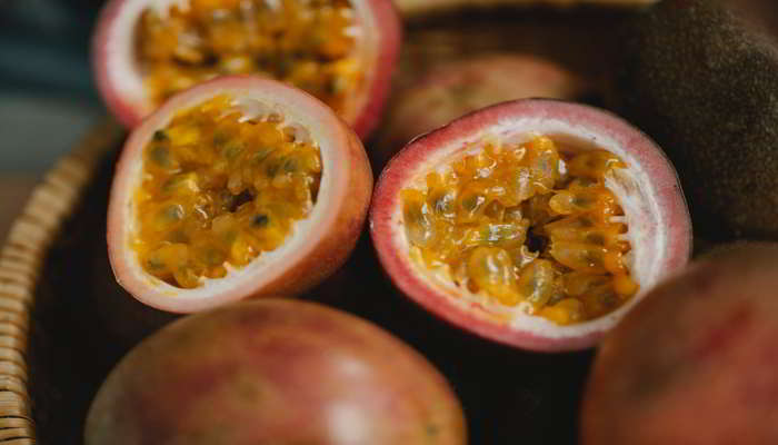 पैशन फ्रूट के नुकसान - Side Effects of Passion Fruit in Hindi 